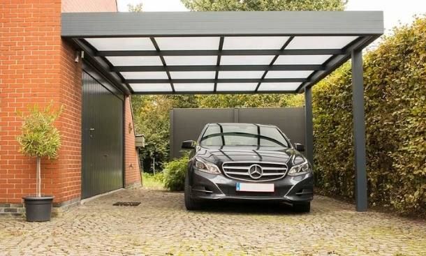 Abri de voiture, carport à Saint-Fargeau-Ponthierry