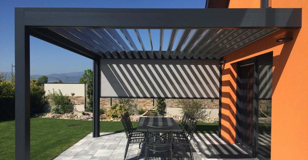 Photo d'accueil du site solarys avec une Pergola Bioclimatique 